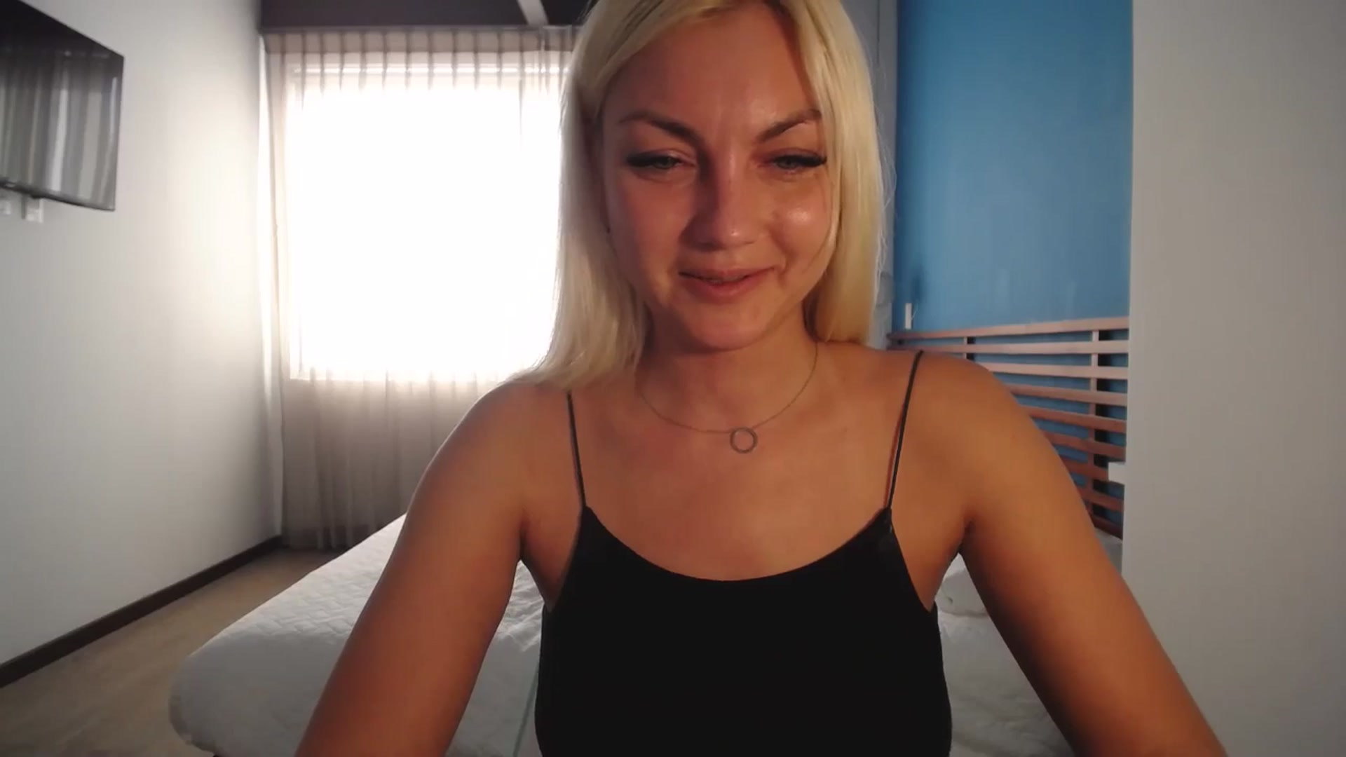 Gallery image thumbnail from AlissyaMay's myfreecams stream on, 11/23/2025, 18:32 image 13 of 20