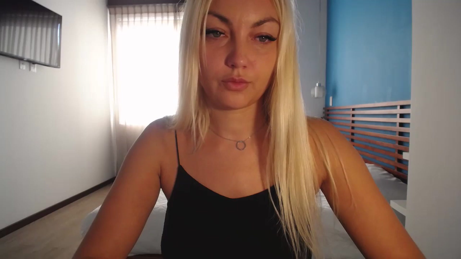 Gallery image thumbnail from AlissyaMay's myfreecams stream on, 11/24/2025, 17:27 image 1 of 20