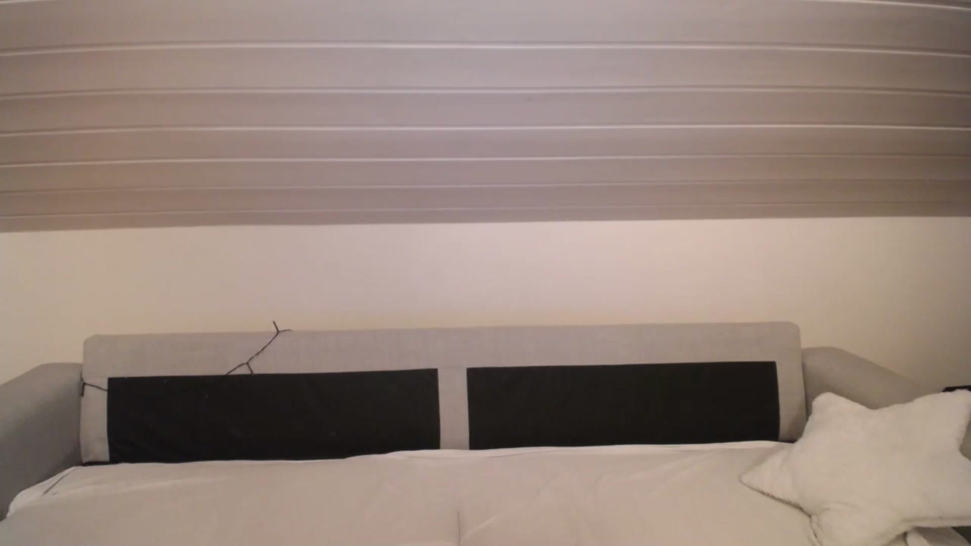 Gallery image thumbnail from AlissyaMay's myfreecams stream on, 12/12/2025, 19:57 image 15 of 20