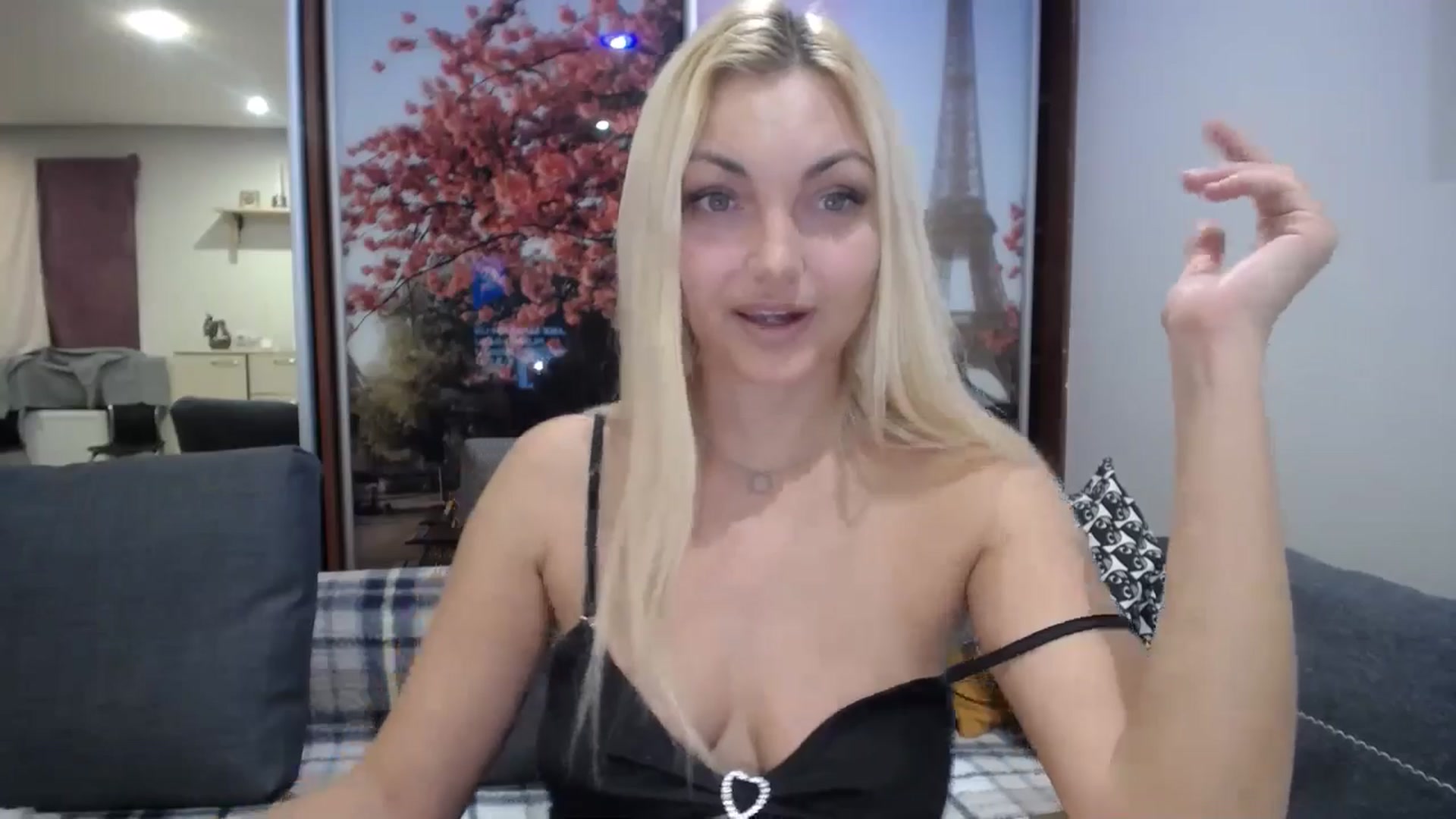 Gallery image thumbnail from AlissyaMay's myfreecams stream on, 12/18/2025, 23:37 image 14 of 20