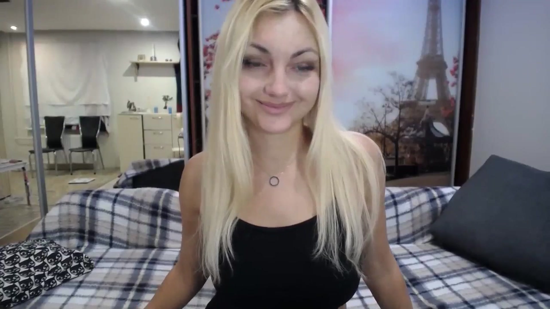 Gallery image thumbnail from AlissyaMay's myfreecams stream on, 12/24/2025, 10:49 image 5 of 20