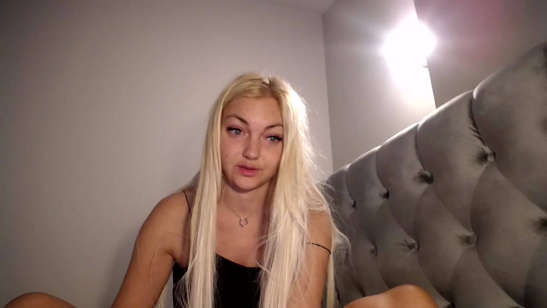 Gallery image thumbnail from AlissyaMay's myfreecams stream on, 12/30/2025, 12:25 image 3 of 20