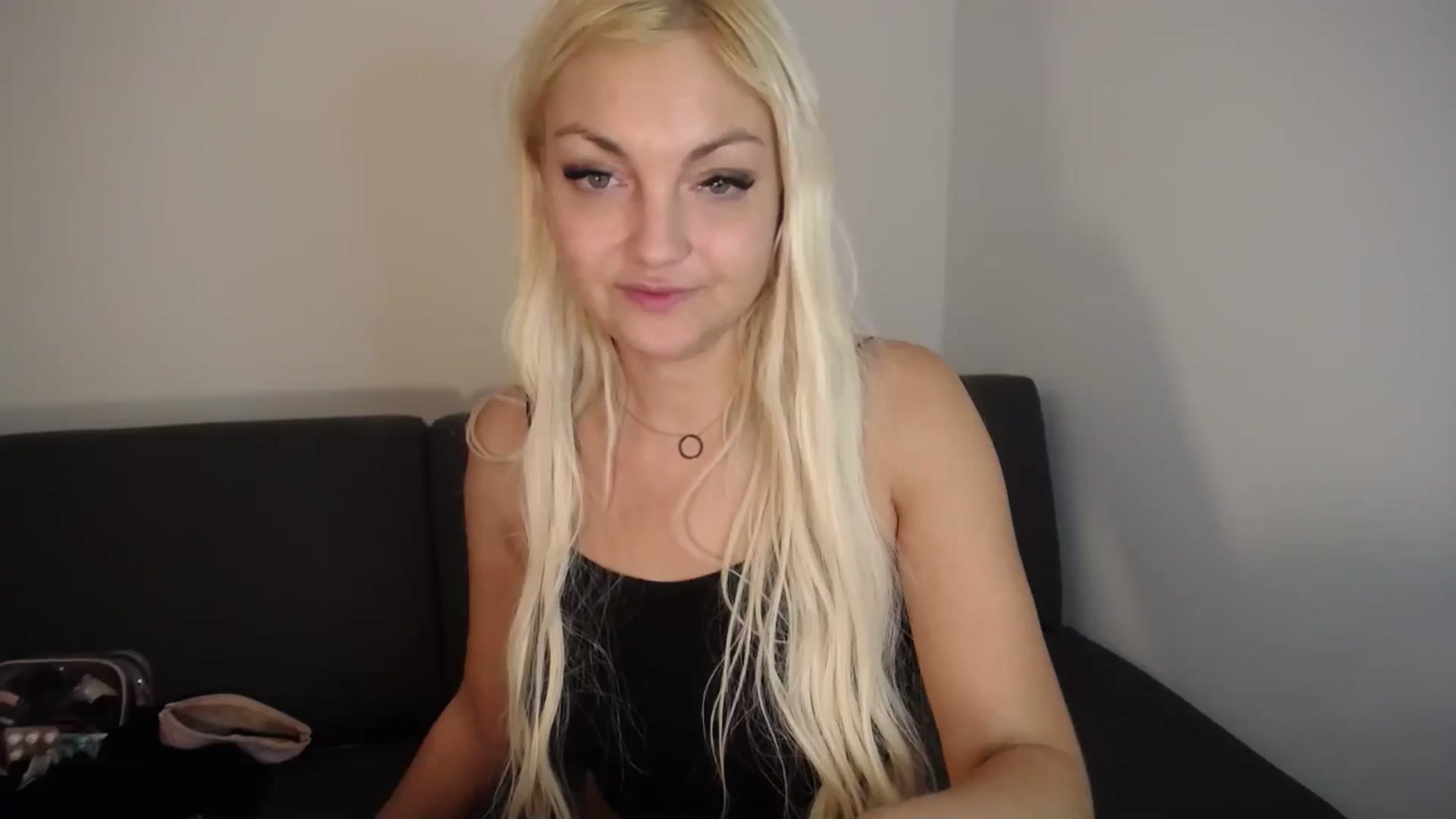 Gallery image thumbnail from AlissyaMay's myfreecams stream on, 01/05/2026, 01:48 image 4 of 20