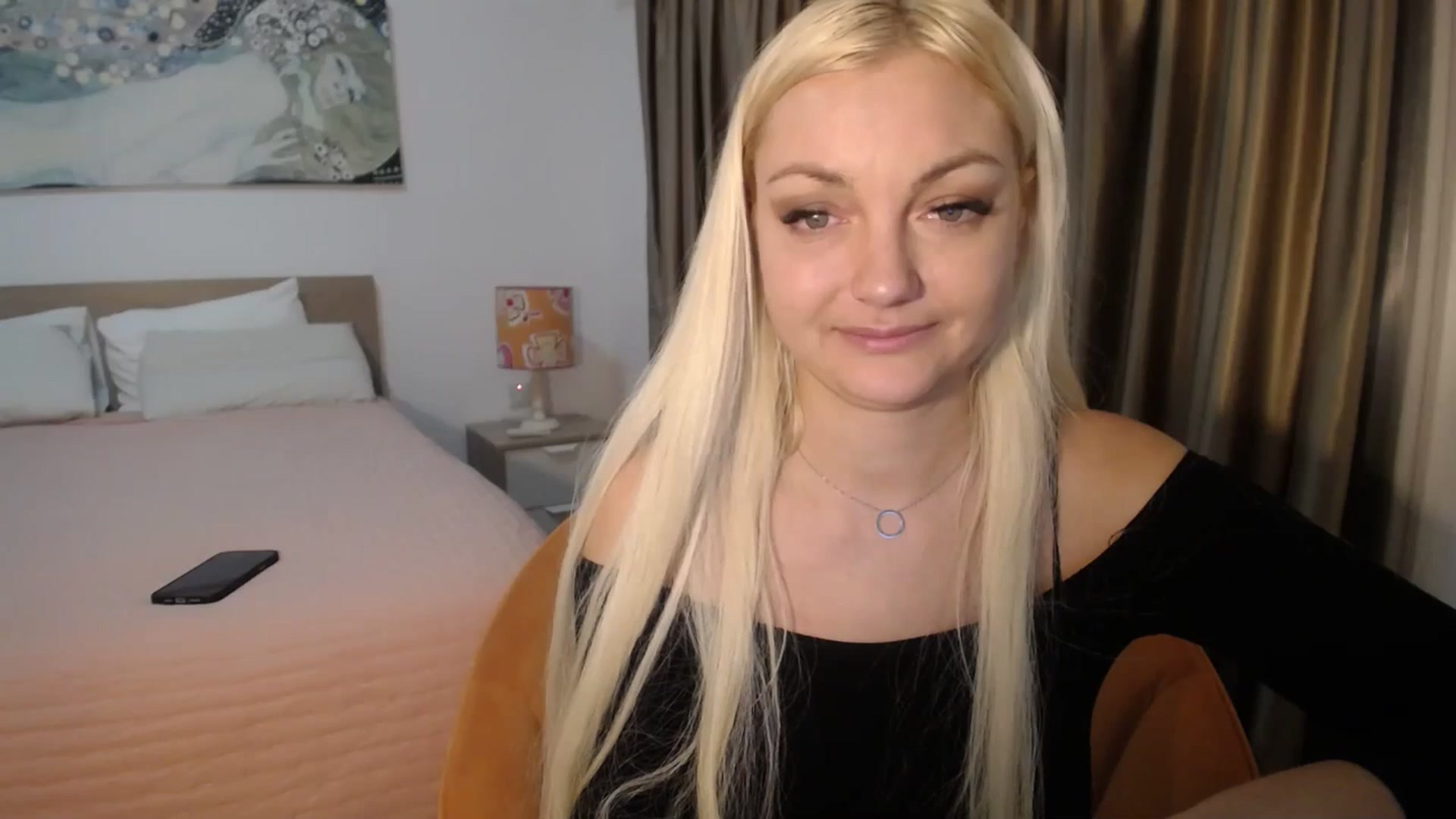 Gallery image thumbnail from AlissyaMay's myfreecams stream on, 01/23/2026, 12:12 image 3 of 20