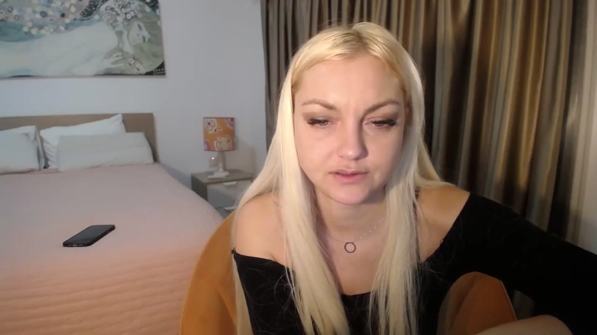 Gallery image thumbnail from AlissyaMay's myfreecams stream on, 01/23/2026, 12:12 image 2 of 20