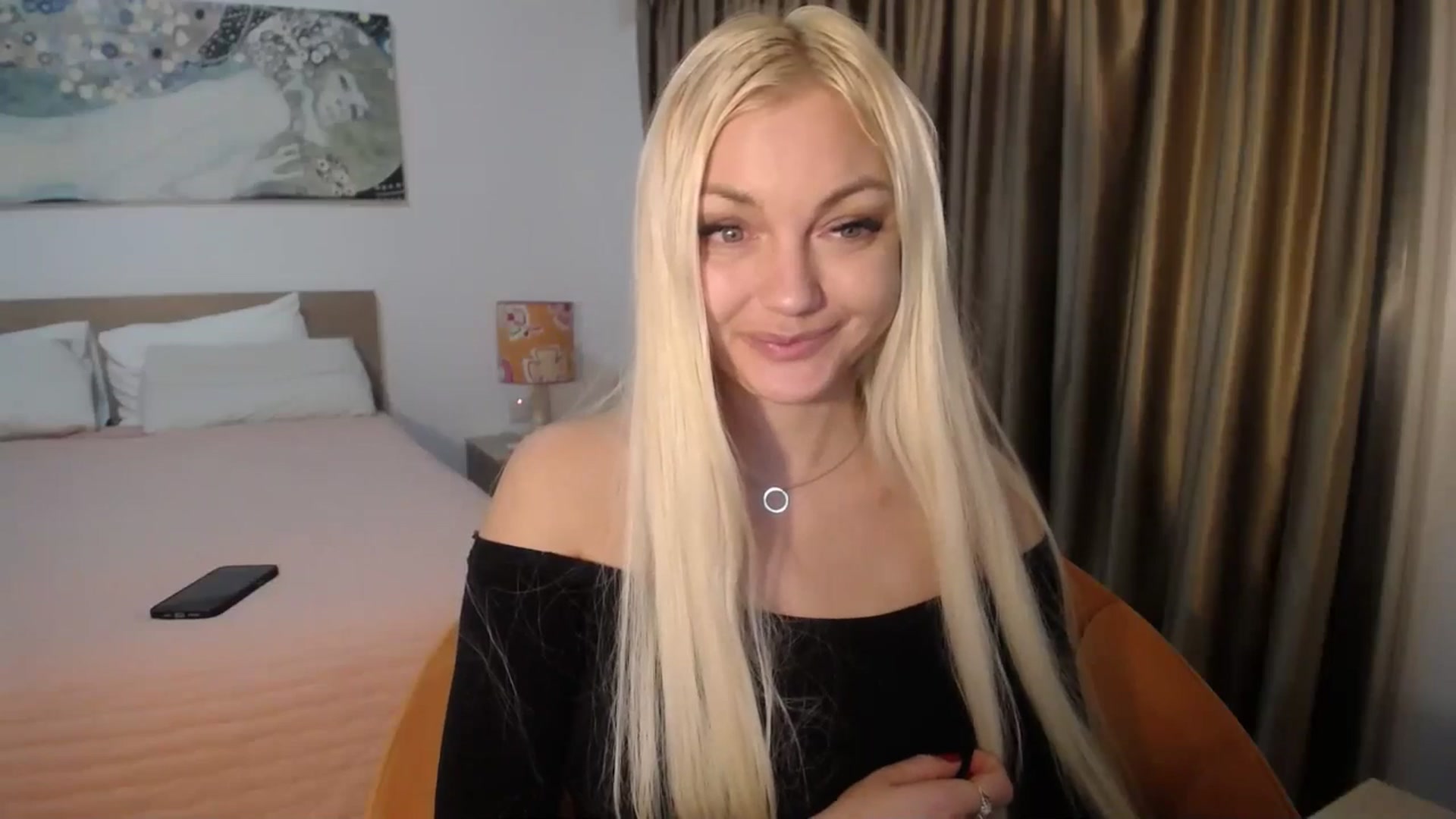 Gallery image thumbnail from AlissyaMay's myfreecams stream on, 01/23/2026, 12:12 image 4 of 20