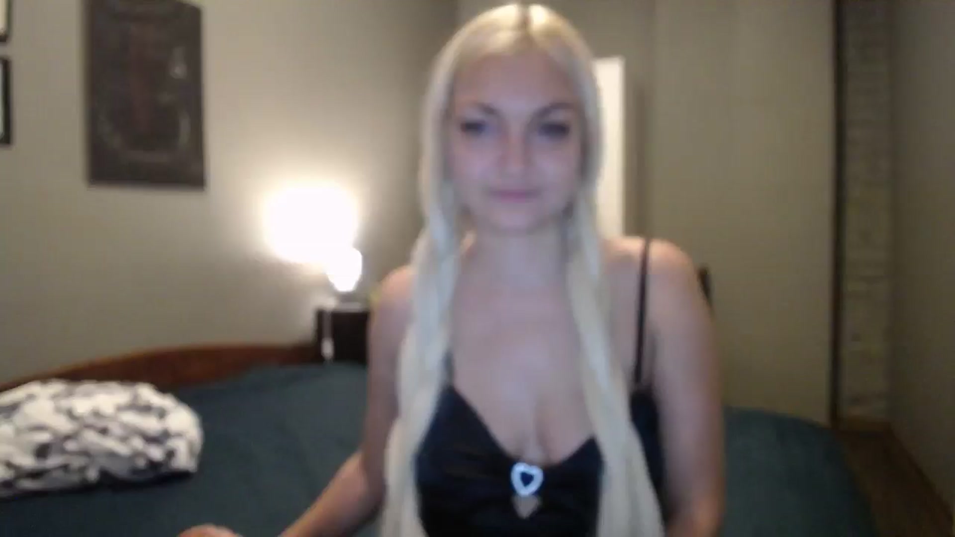 Gallery image thumbnail from AlissyaMay's myfreecams stream on, 01/28/2026, 06:30 image 4 of 20