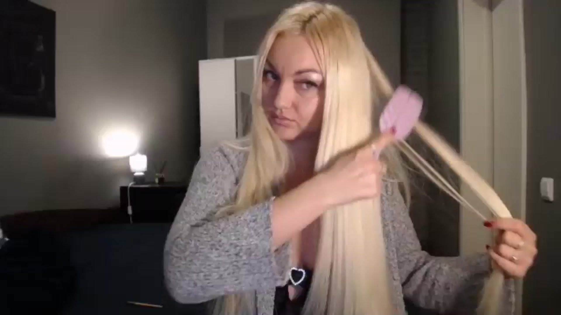 Gallery image thumbnail from AlissyaMay's myfreecams stream on, 01/29/2026, 07:20 image 1 of 20