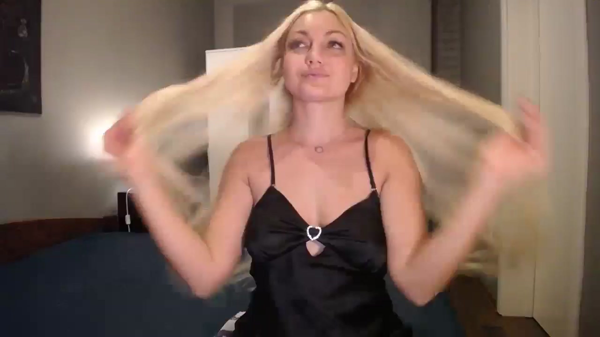 Gallery image thumbnail from AlissyaMay's myfreecams stream on, 01/30/2026, 09:06 image 8 of 20