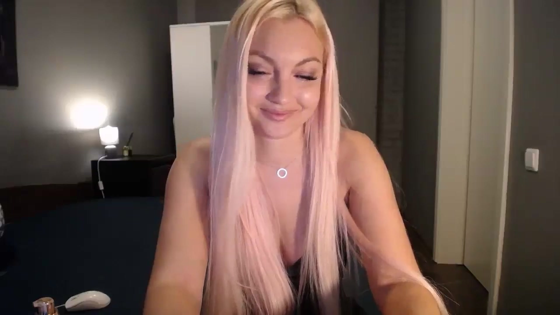 Gallery image thumbnail from AlissyaMay's myfreecams stream on, 02/07/2026, 17:24 image 2 of 20
