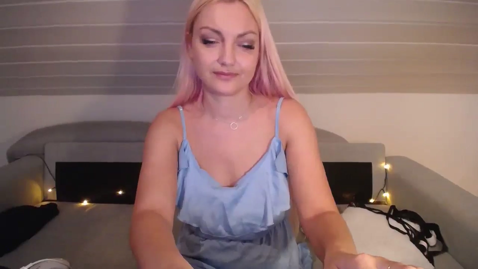 Gallery image thumbnail from AlissyaMay's myfreecams stream on, 02/16/2026, 12:54 image 17 of 20
