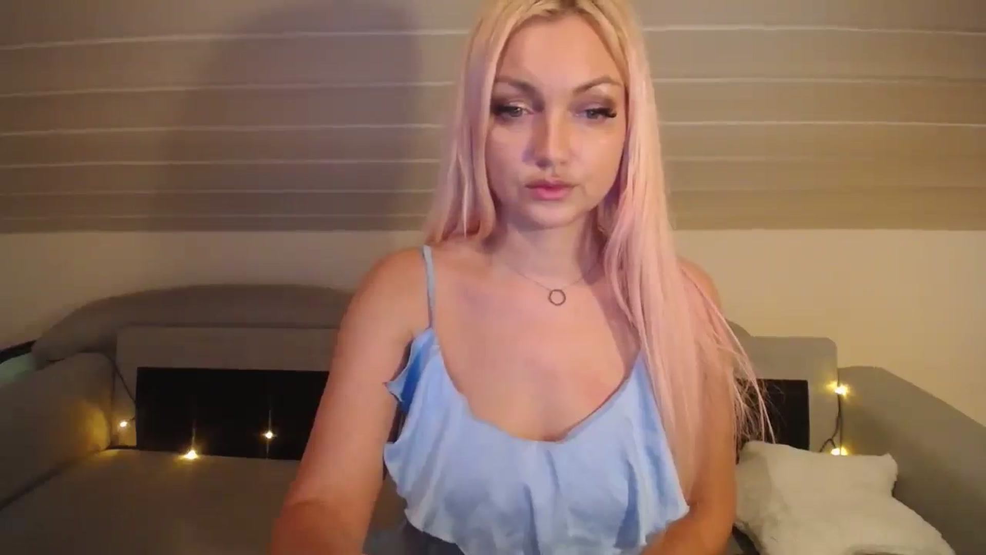 Gallery image thumbnail from AlissyaMay's myfreecams stream on, 02/16/2026, 20:36 image 3 of 20