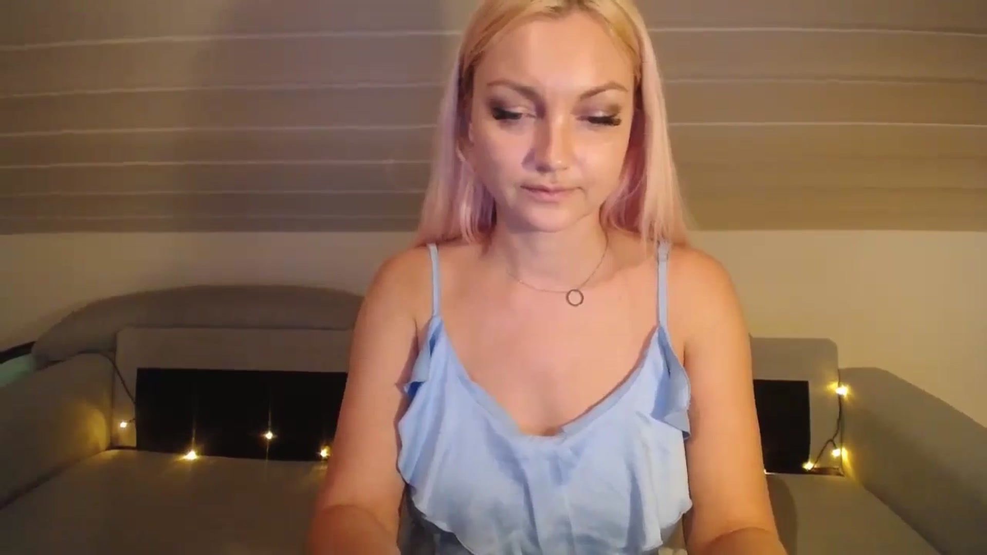 Gallery image thumbnail from AlissyaMay's myfreecams stream on, 02/16/2026, 20:36 image 15 of 20