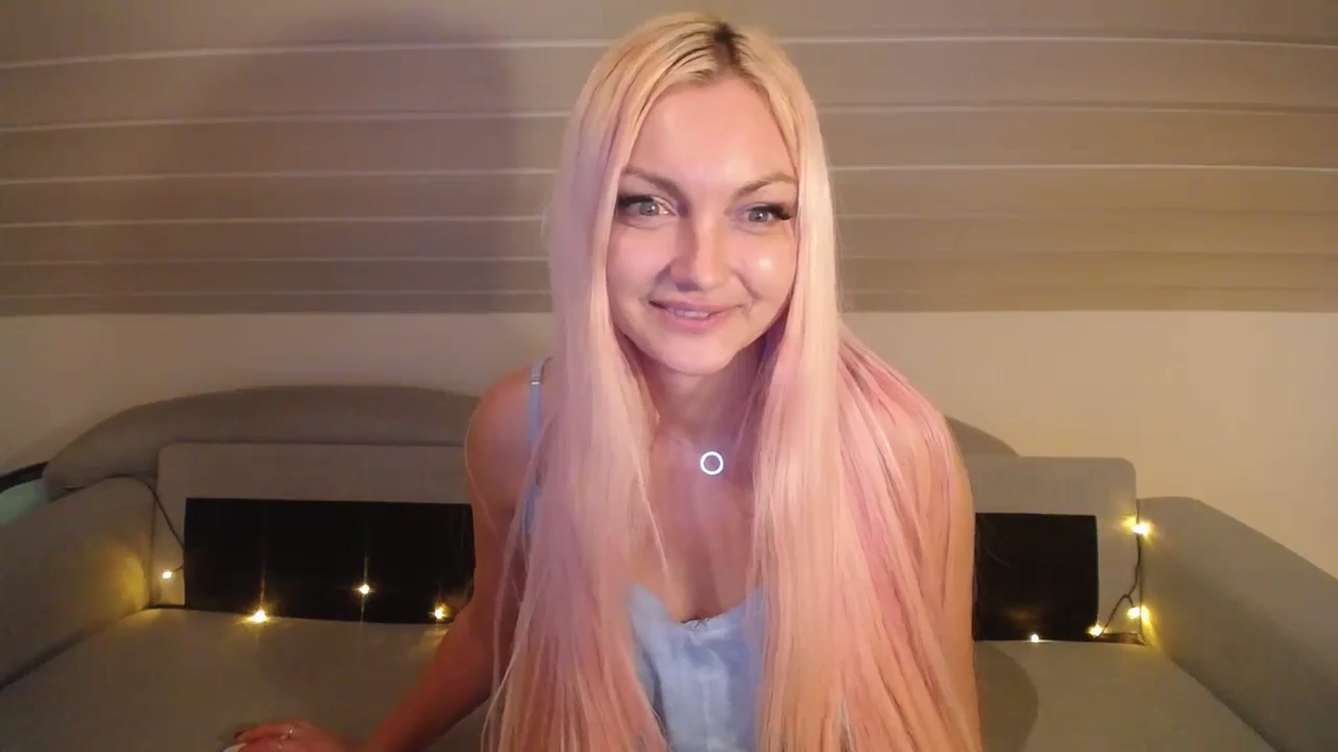 Gallery image thumbnail from AlissyaMay's myfreecams stream on, 02/16/2026, 20:36 image 19 of 20