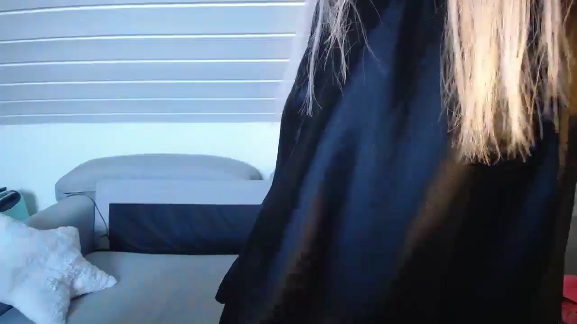 Gallery image thumbnail from AlissyaMay's myfreecams stream on, 02/19/2026, 14:37 image 4 of 20