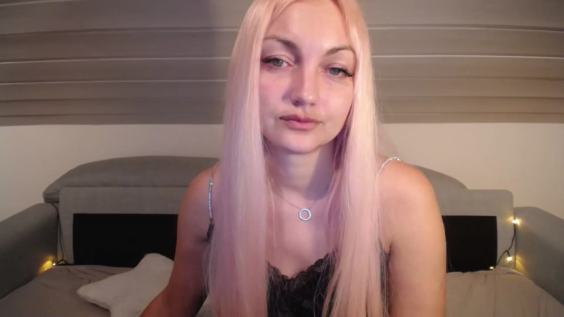 Gallery image thumbnail from AlissyaMay's myfreecams stream on, 02/22/2026, 22:05 image 3 of 20