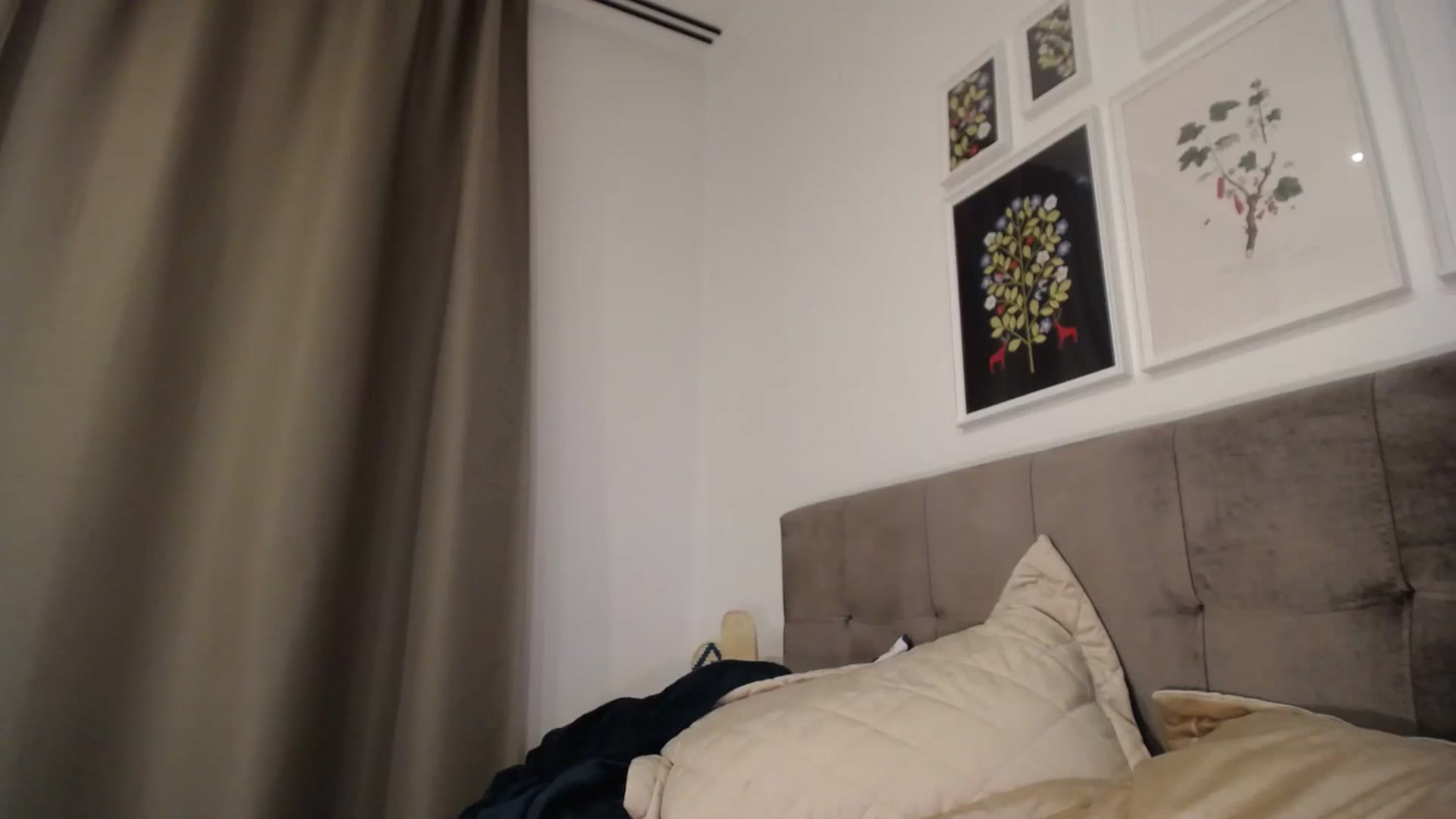 Gallery image thumbnail from AlissyaMay's myfreecams stream on, 03/01/2026, 09:51 image 12 of 20