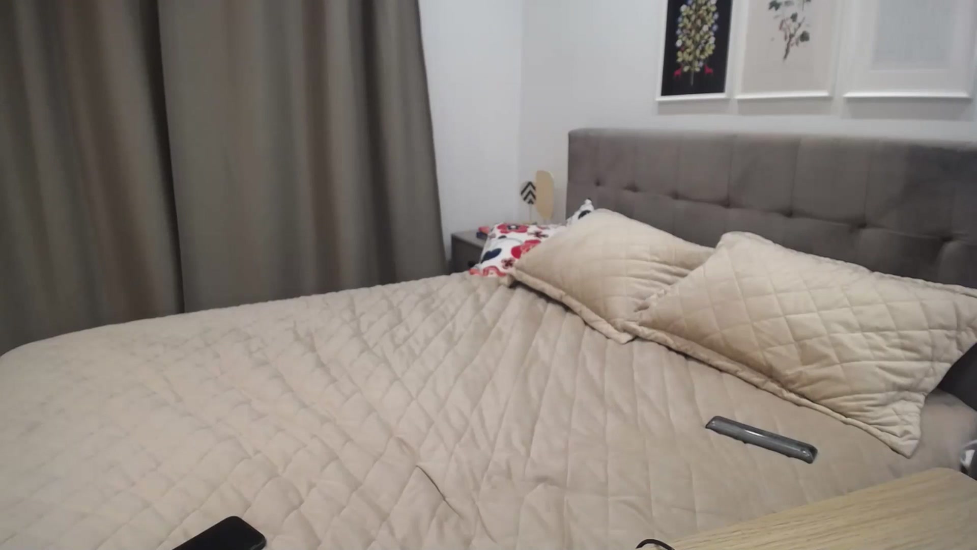 Gallery image thumbnail from AlissyaMay's myfreecams stream on, 03/04/2026, 09:59 image 17 of 20