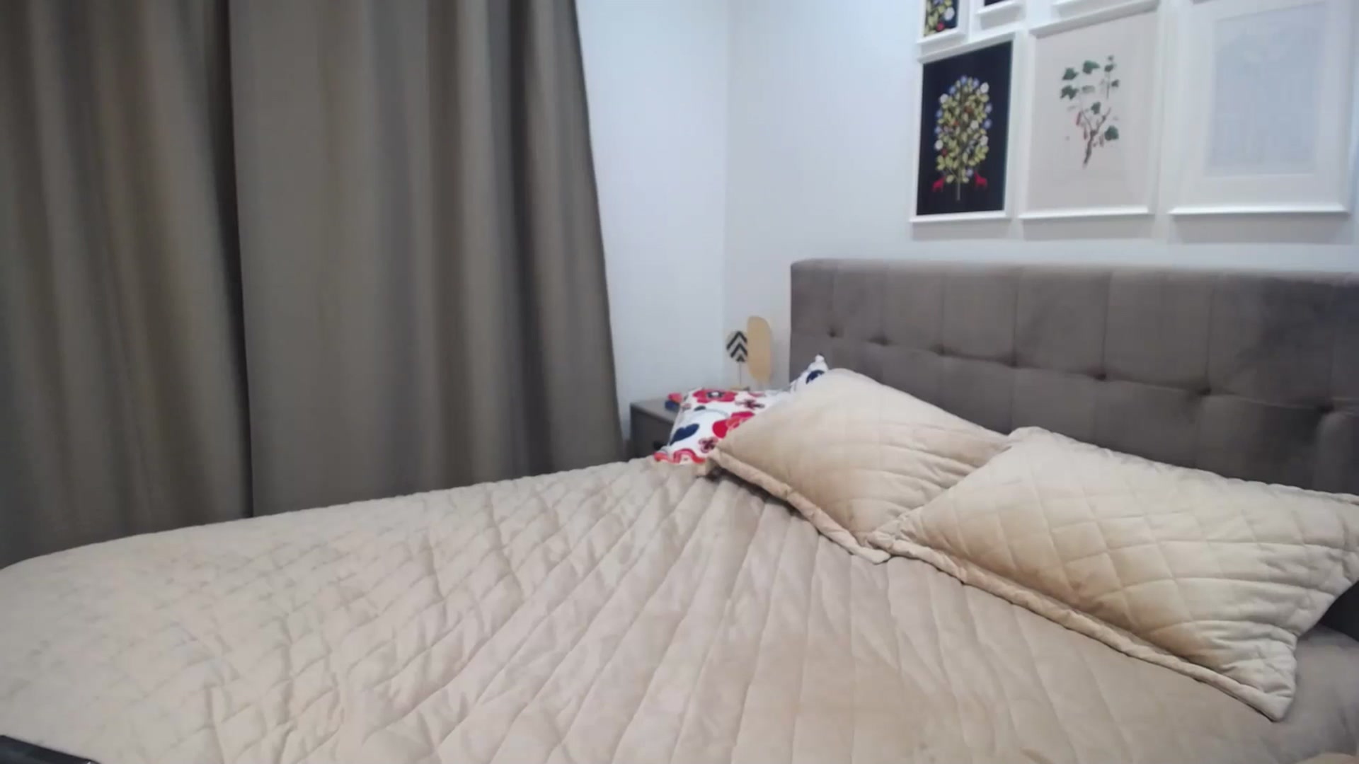 Gallery image thumbnail from AlissyaMay's myfreecams stream on, 03/04/2026, 15:00 image 7 of 20