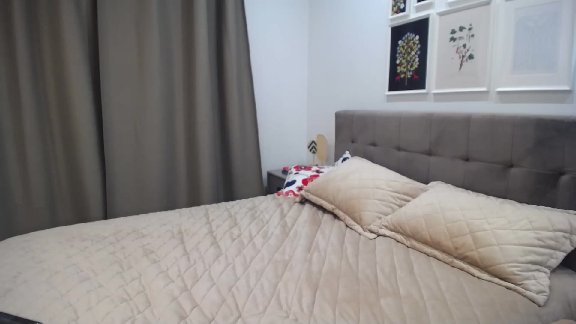 Gallery image thumbnail from AlissyaMay's myfreecams stream on, 03/04/2026, 15:00 image 11 of 20
