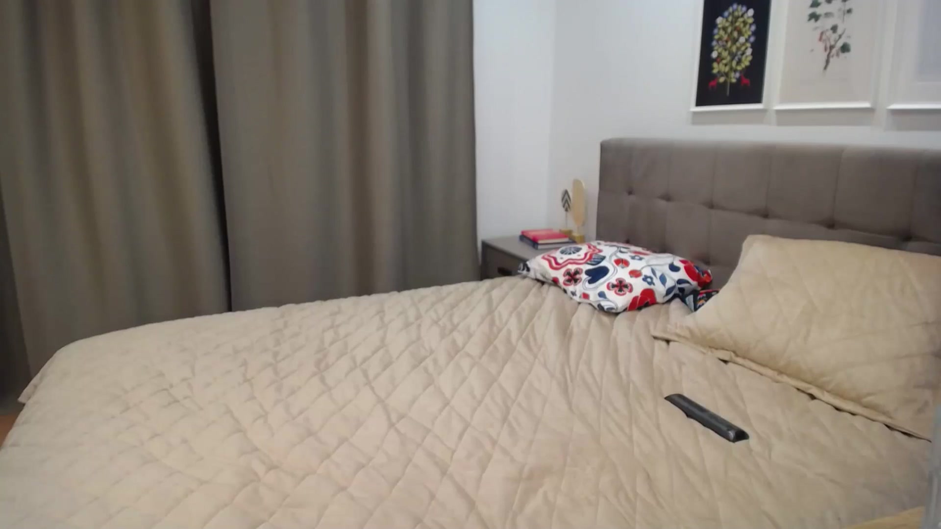 Gallery image thumbnail from AlissyaMay's myfreecams stream on, 03/10/2026, 01:05 image 16 of 20