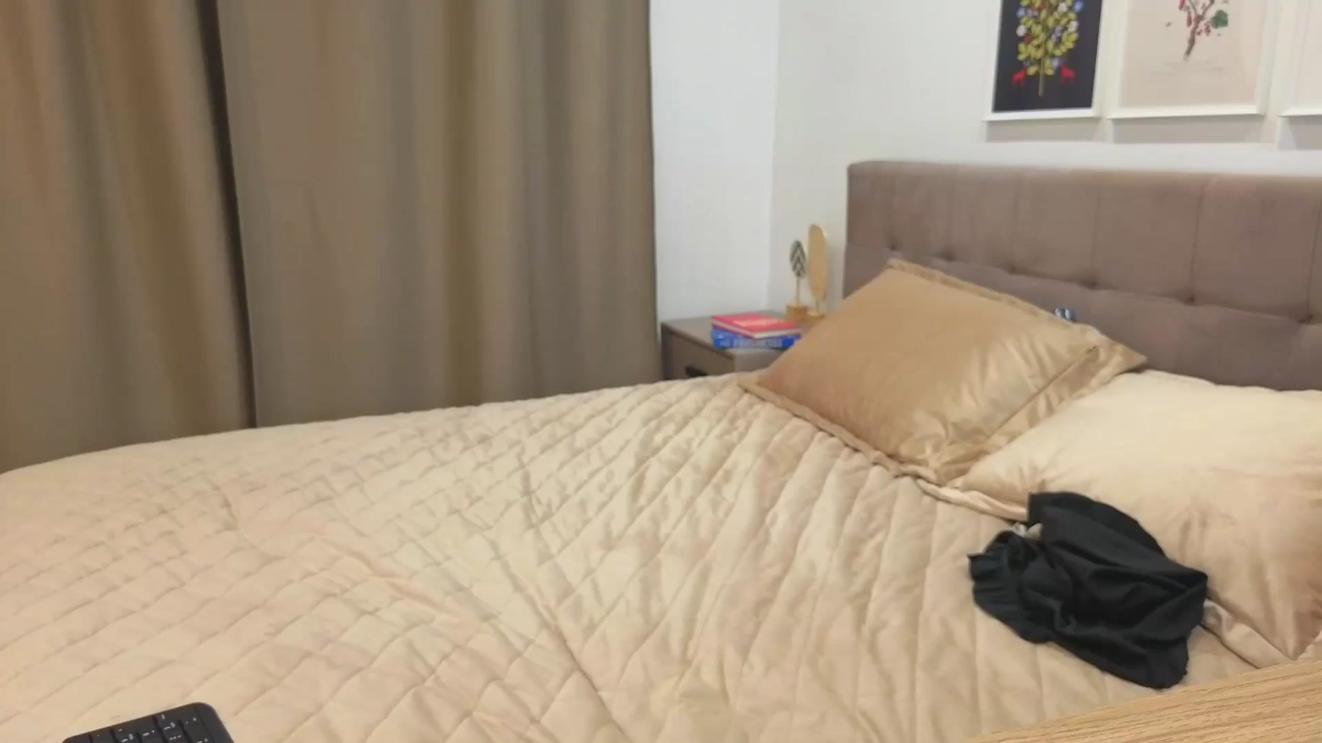 Gallery image thumbnail from AlissyaMay's myfreecams stream on, 03/21/2026, 17:21 image 11 of 20