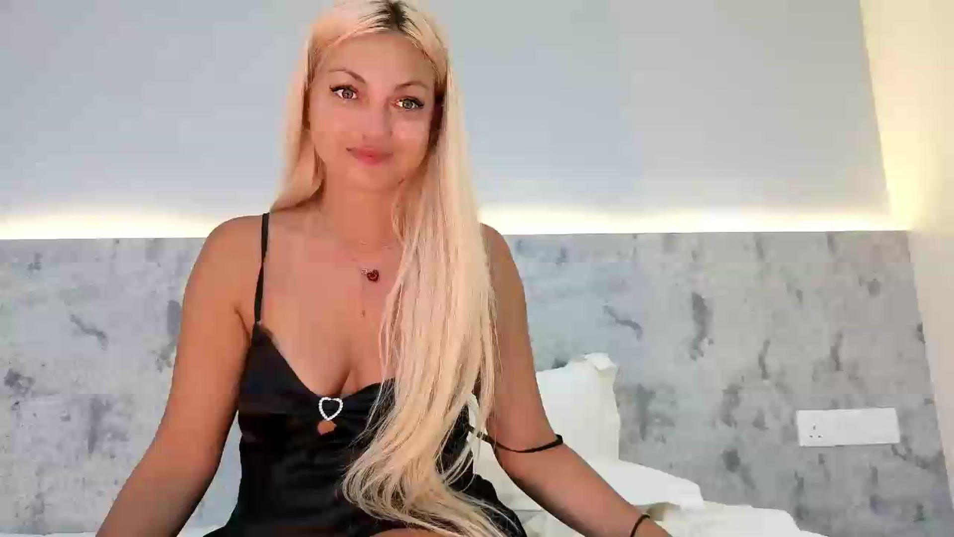 Gallery image thumbnail from AlissyaMay's myfreecams stream on, 05/10/2026, 21:44 image 16 of 20