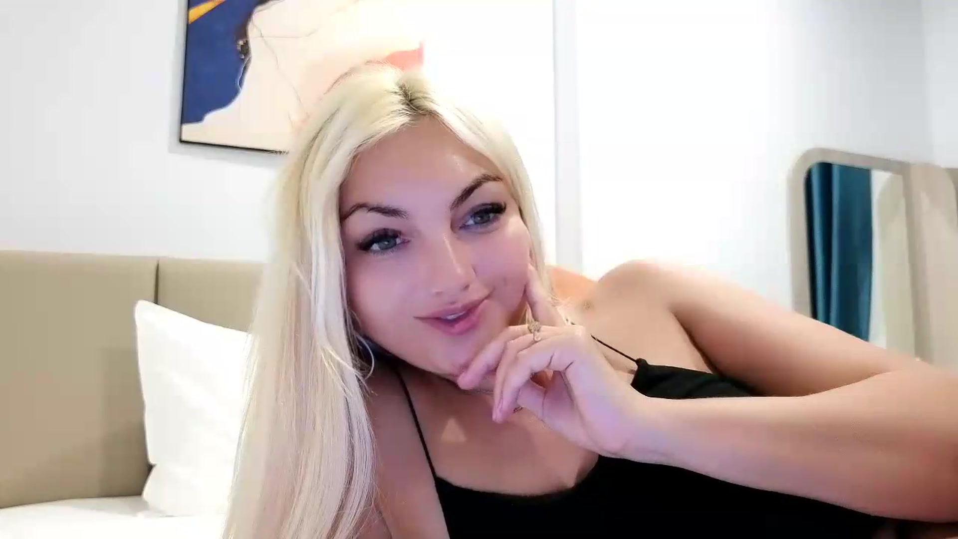 Gallery image thumbnail from AlissyaMay's myfreecams stream on, 05/28/2026, 11:23 image 2 of 20