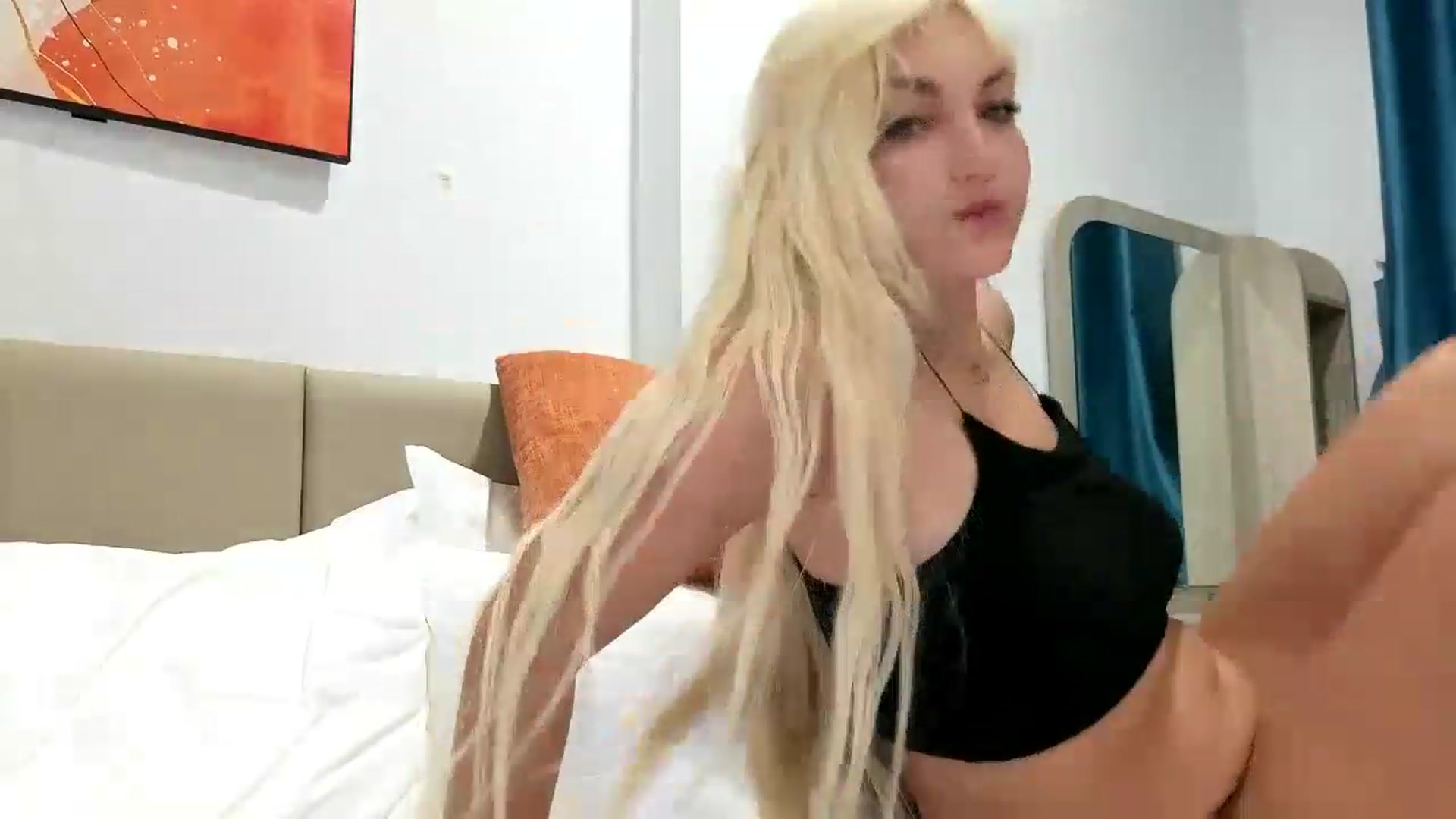 Gallery image thumbnail from AlissyaMay's myfreecams stream on, 05/28/2026, 20:25 image 8 of 20