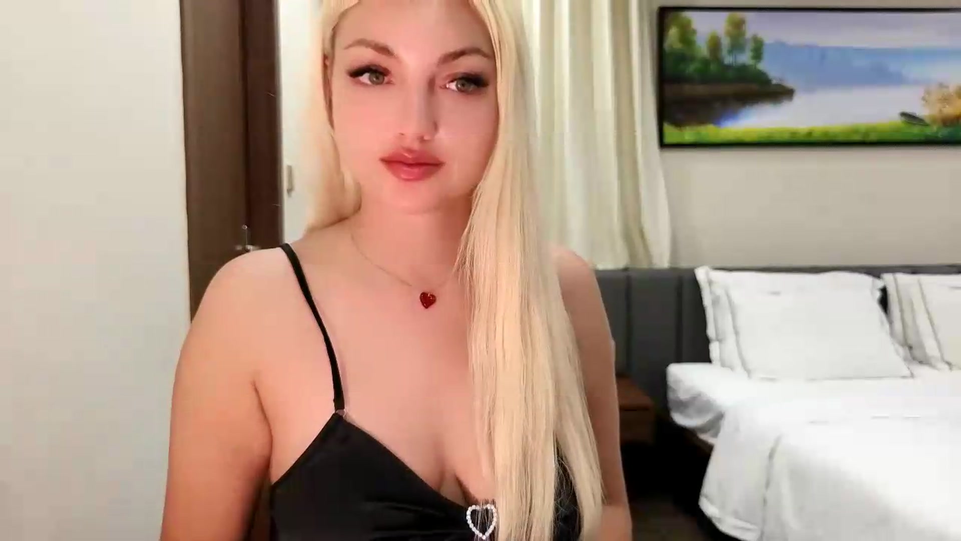 Gallery image thumbnail from AlissyaMay's myfreecams stream on, 06/20/2026, 15:45 image 10 of 20