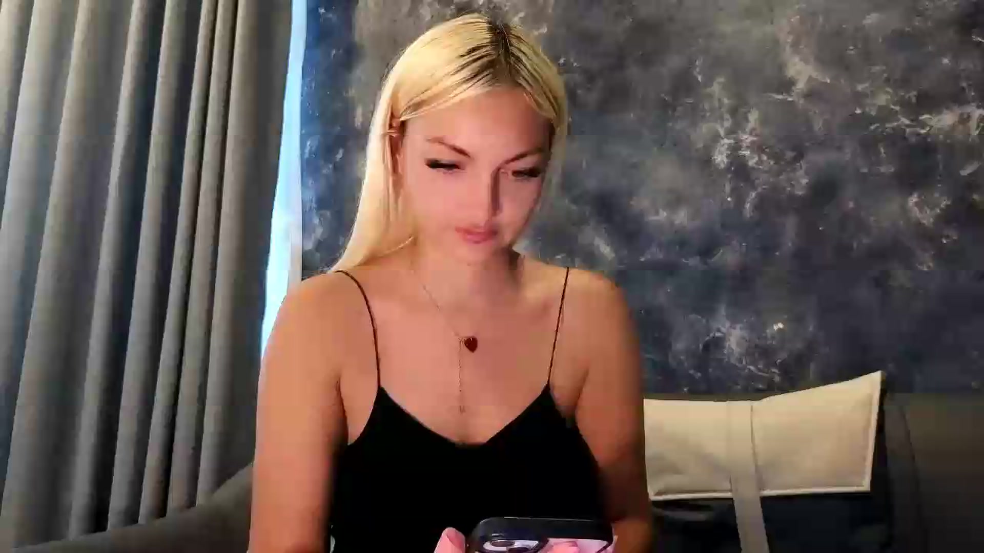 Gallery image thumbnail from AlissyaMay's myfreecams stream on, 07/08/2026, 08:36 image 1 of 20