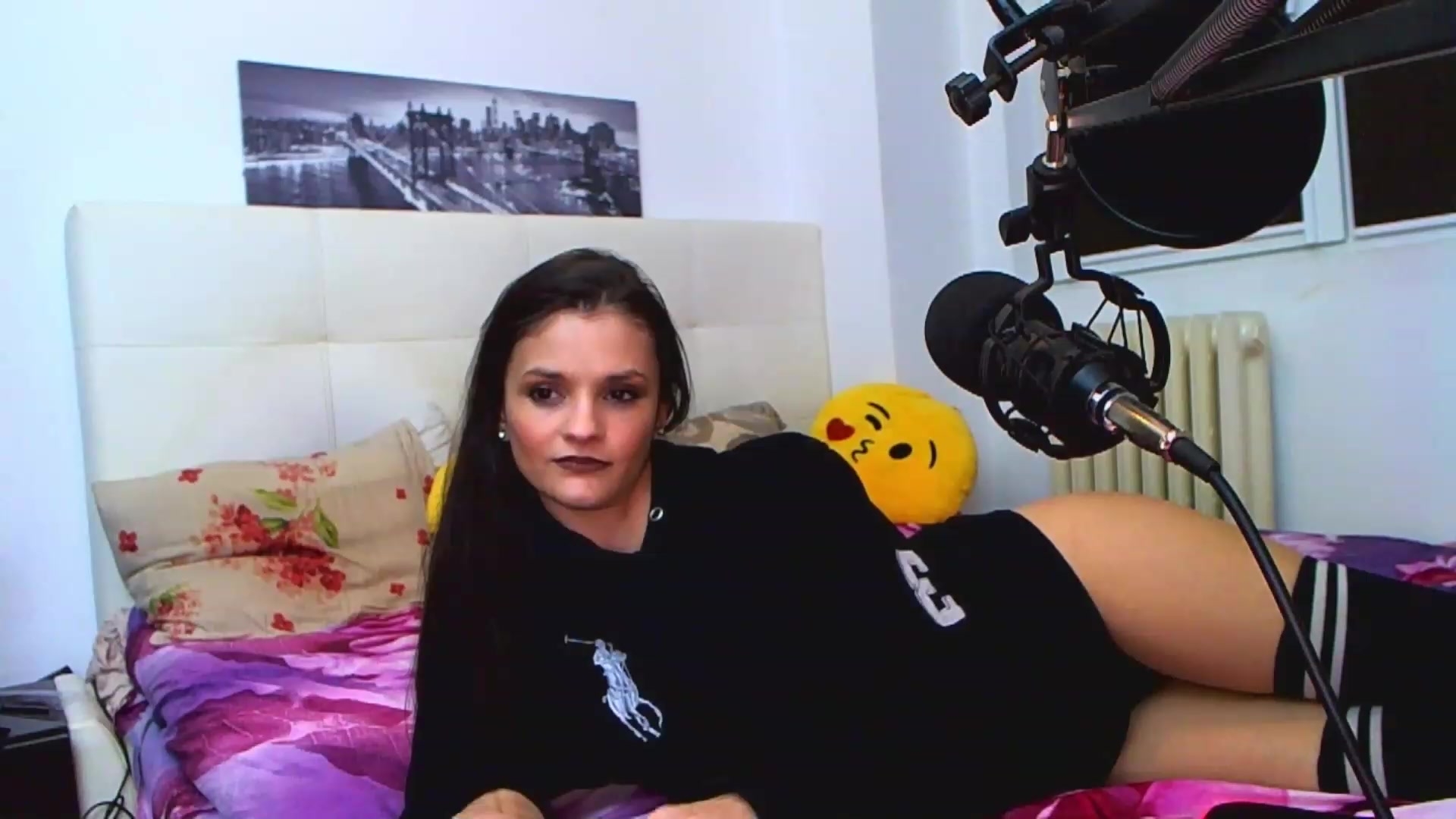 Gallery image thumbnail from AlizeeRouge's myfreecams stream on, 02/20/2023, 19:02 image 3 of 20