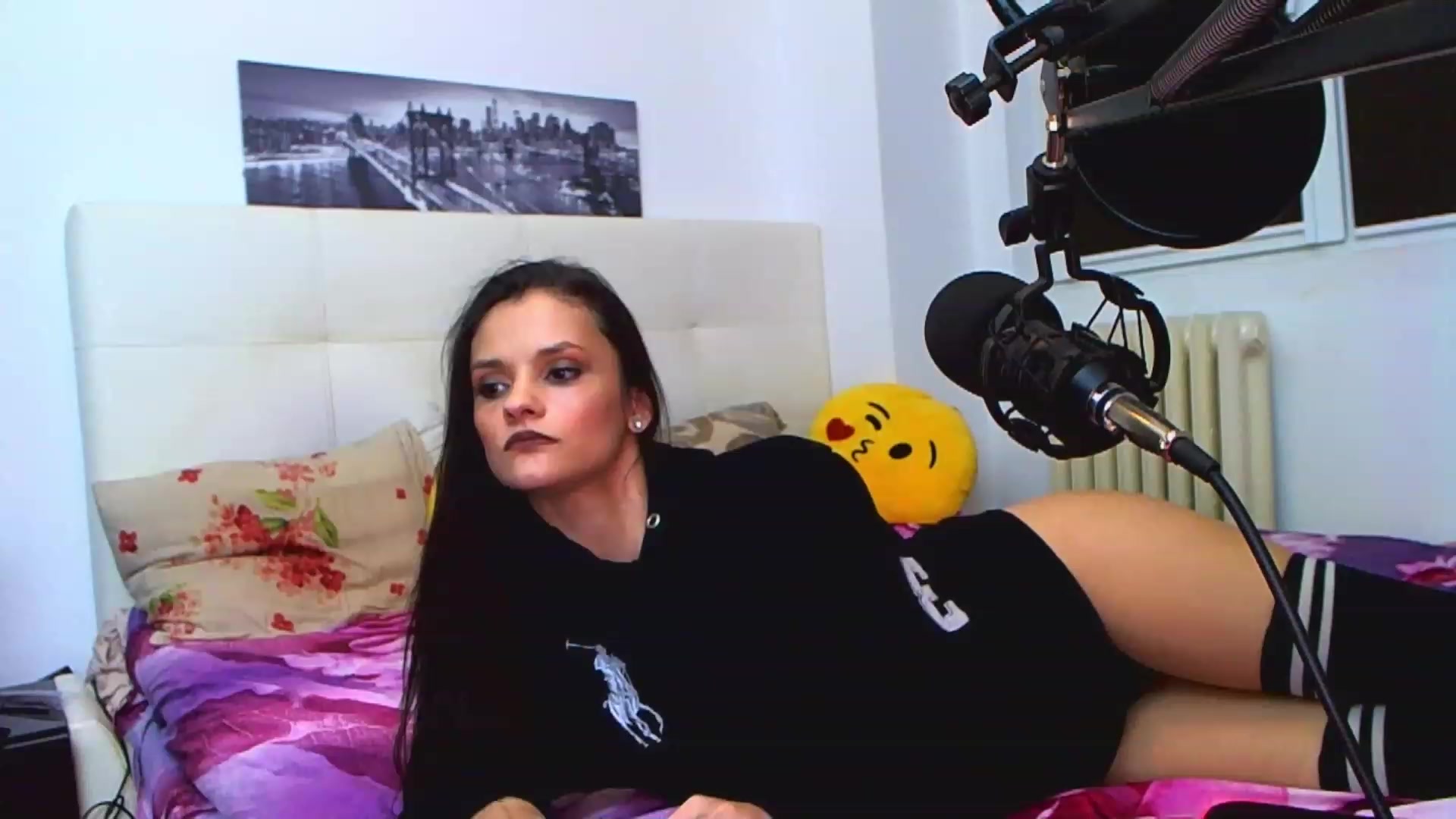 Gallery image thumbnail from AlizeeRouge's myfreecams stream on, 02/20/2023, 19:02 image 4 of 20