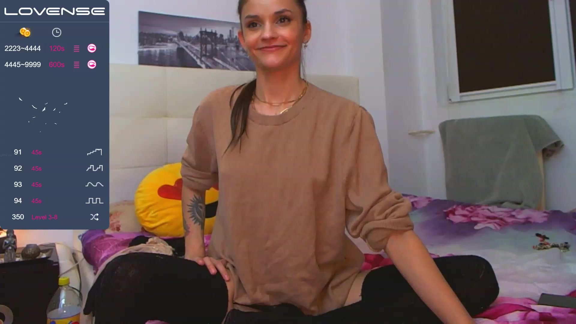 Gallery image thumbnail from AlizeeRouge's myfreecams stream on, 02/23/2023, 19:01 image 19 of 20