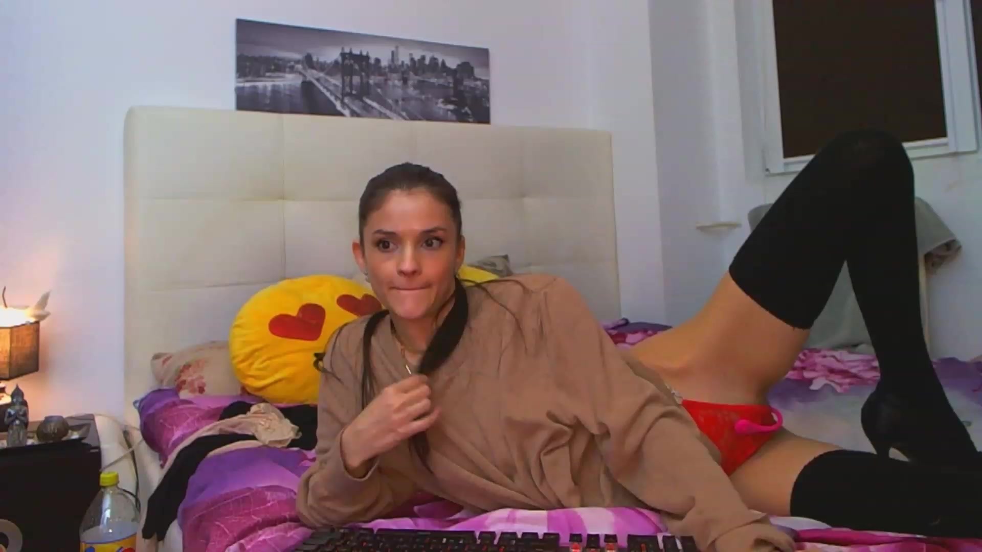 Gallery image thumbnail from AlizeeRouge's myfreecams stream on, 02/23/2023, 19:01 image 8 of 20