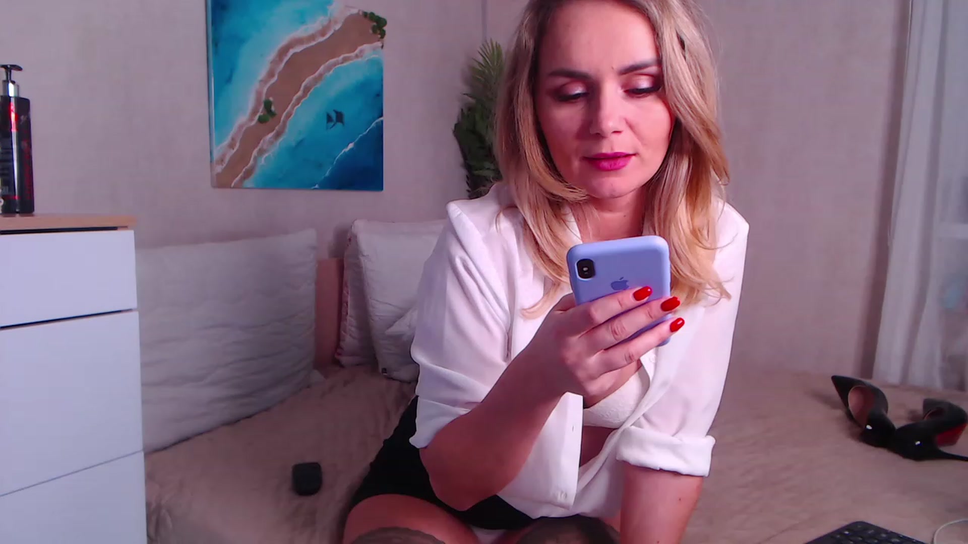 Gallery image thumbnail from Alizee_Spicy's myfreecams stream on, 03/19/2023, 19:12 image 18 of 20