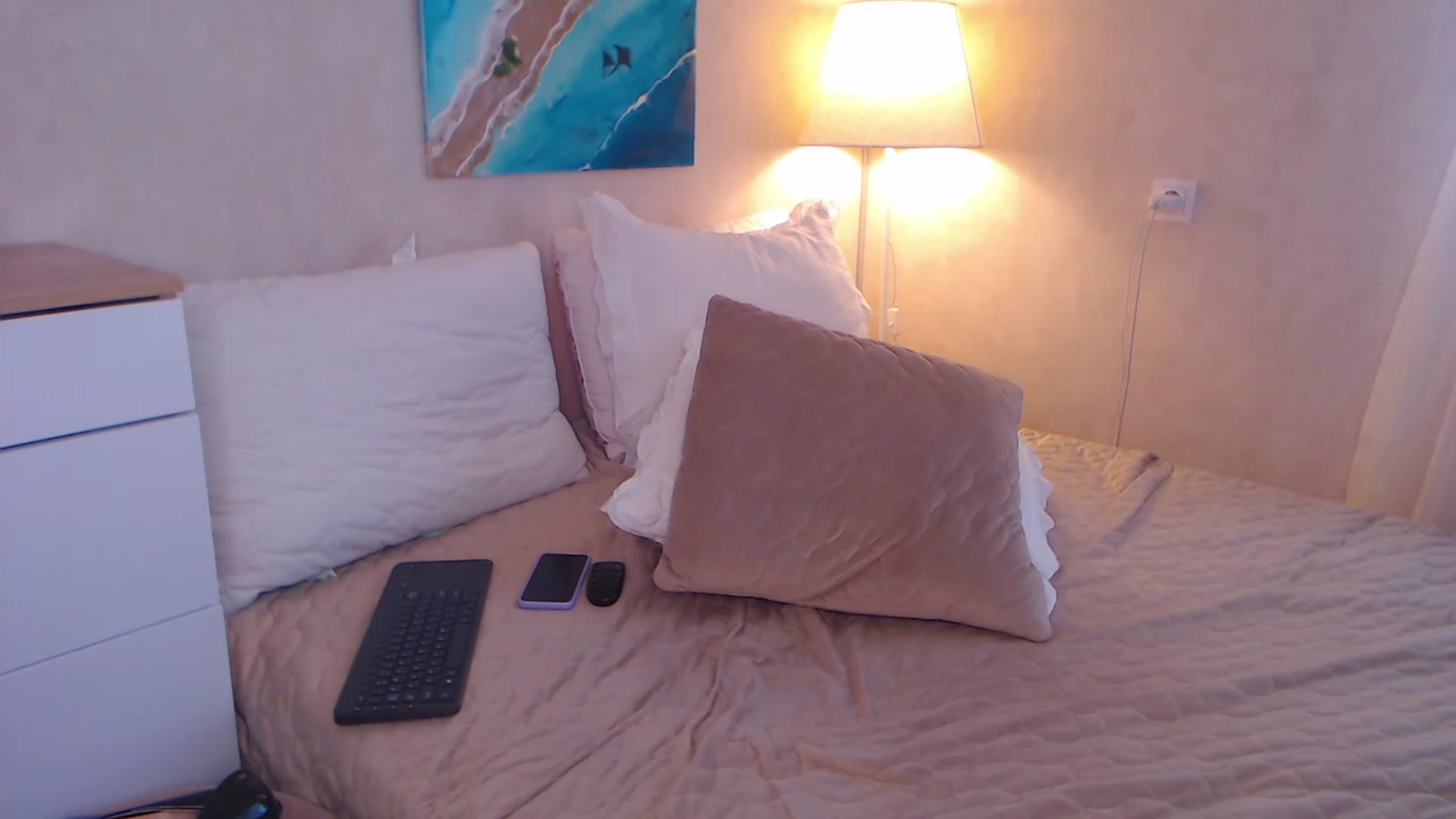 Gallery image thumbnail from Alizee_Spicy's myfreecams stream on, 06/20/2023, 08:55 image 1 of 20