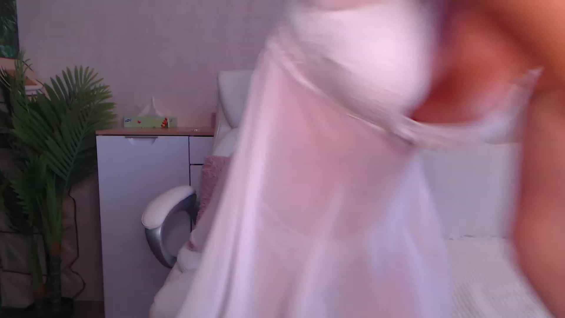Gallery image thumbnail from Alizee_Spicy's myfreecams stream on, 10/05/2023, 12:12 image 7 of 20