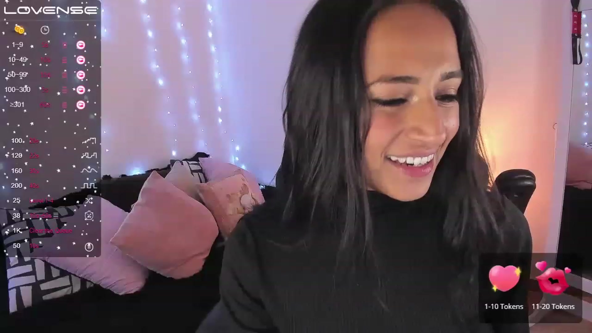 Gallery image thumbnail from Alizee___'s myfreecams stream on, 11/20/2022, 04:14 image 6 of 20