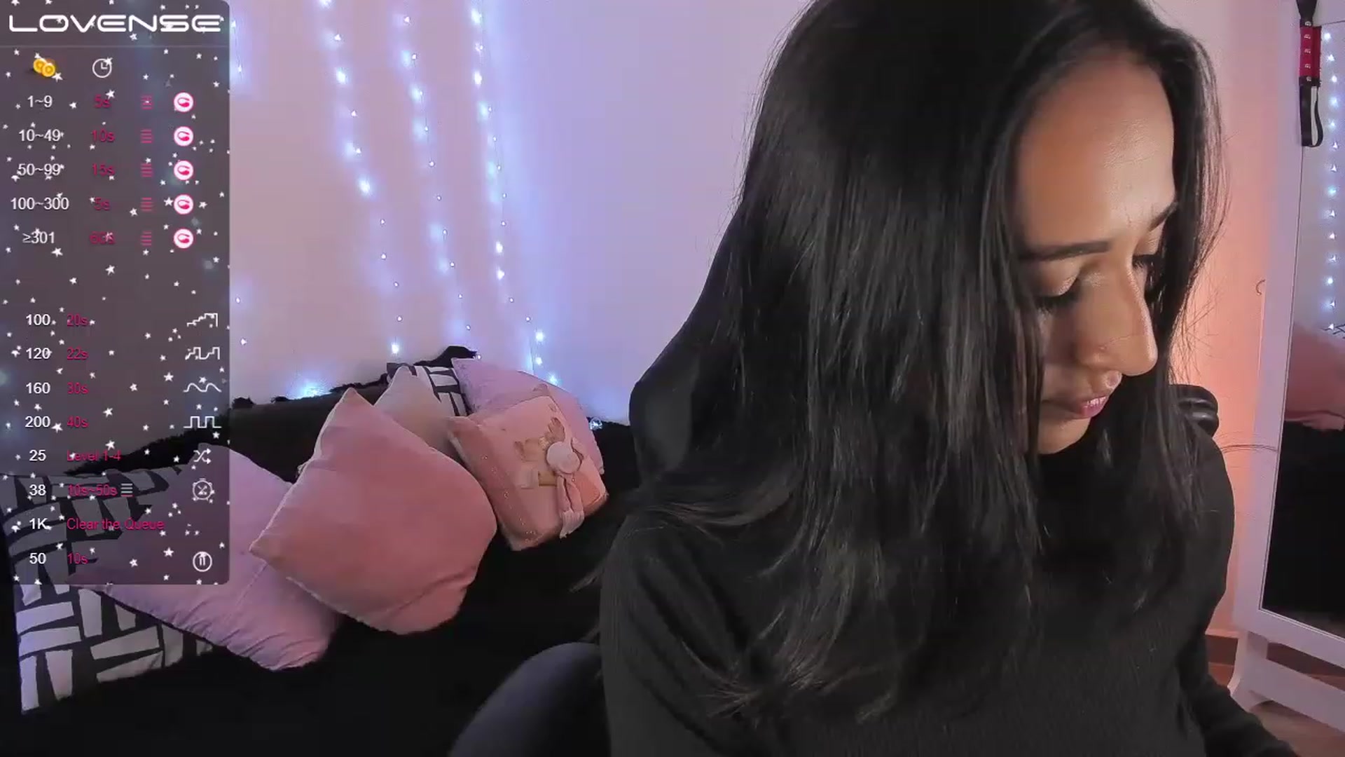 Gallery image thumbnail from Alizee___'s myfreecams stream on, 11/20/2022, 04:14 image 5 of 20