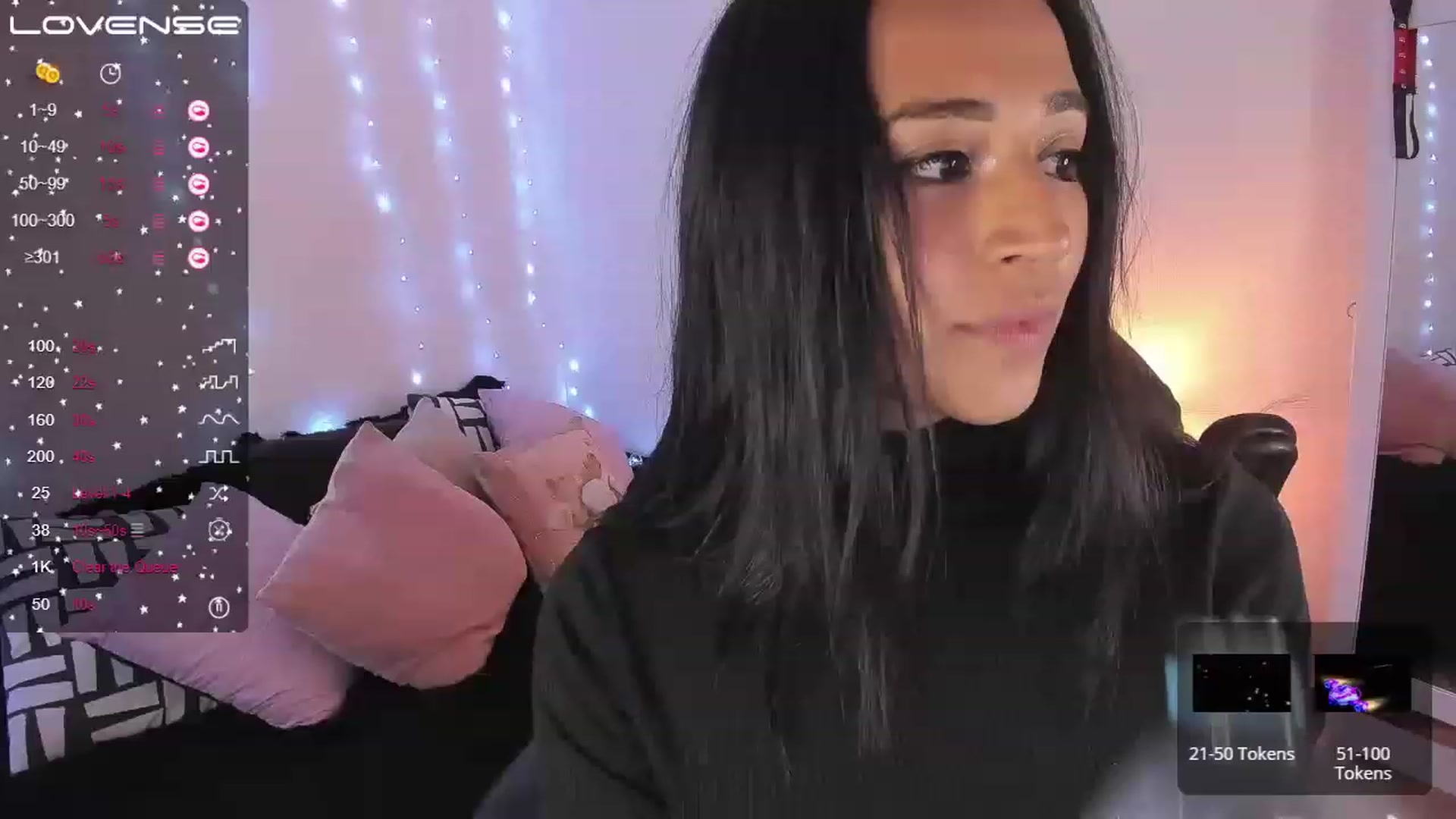 Gallery image thumbnail from Alizee___'s myfreecams stream on, 11/20/2022, 04:14 image 4 of 20