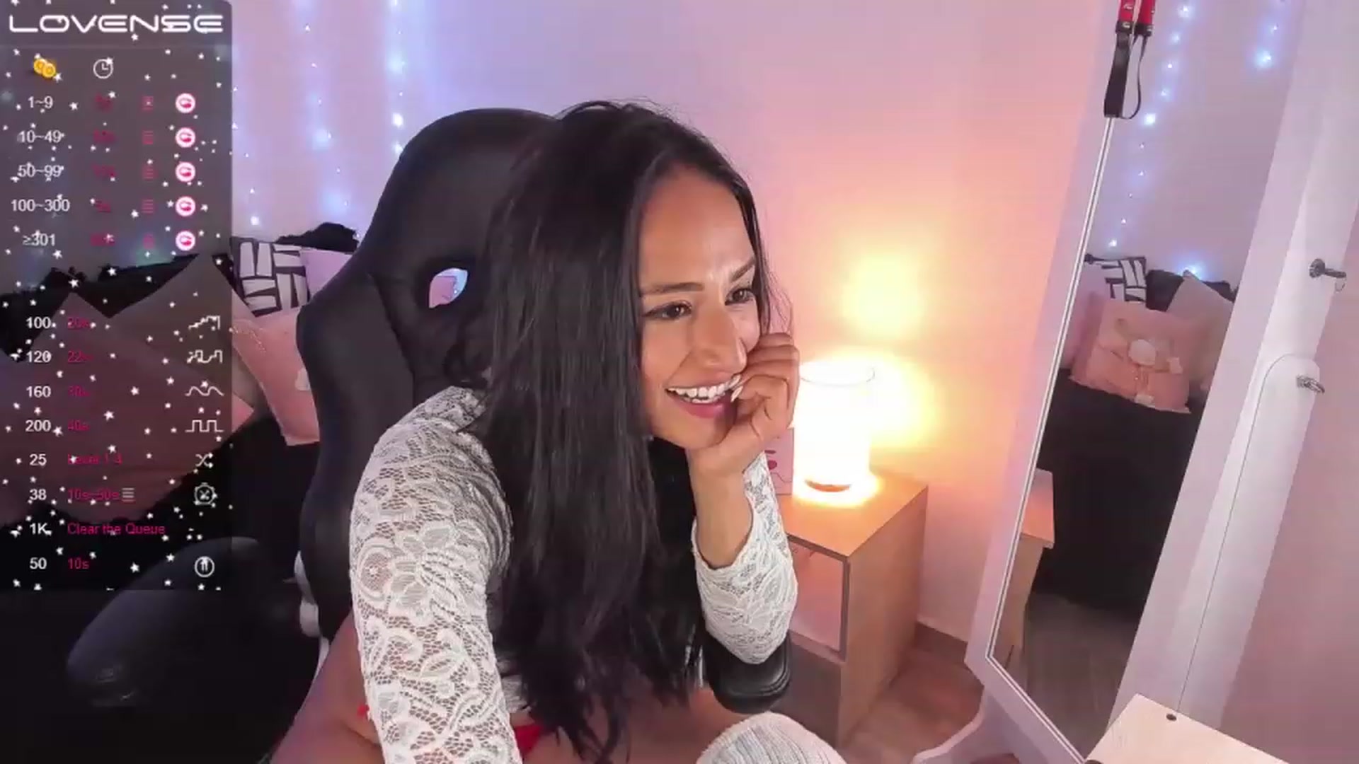 Gallery image thumbnail from Alizee___'s myfreecams stream on, 11/22/2022, 03:25 image 19 of 20