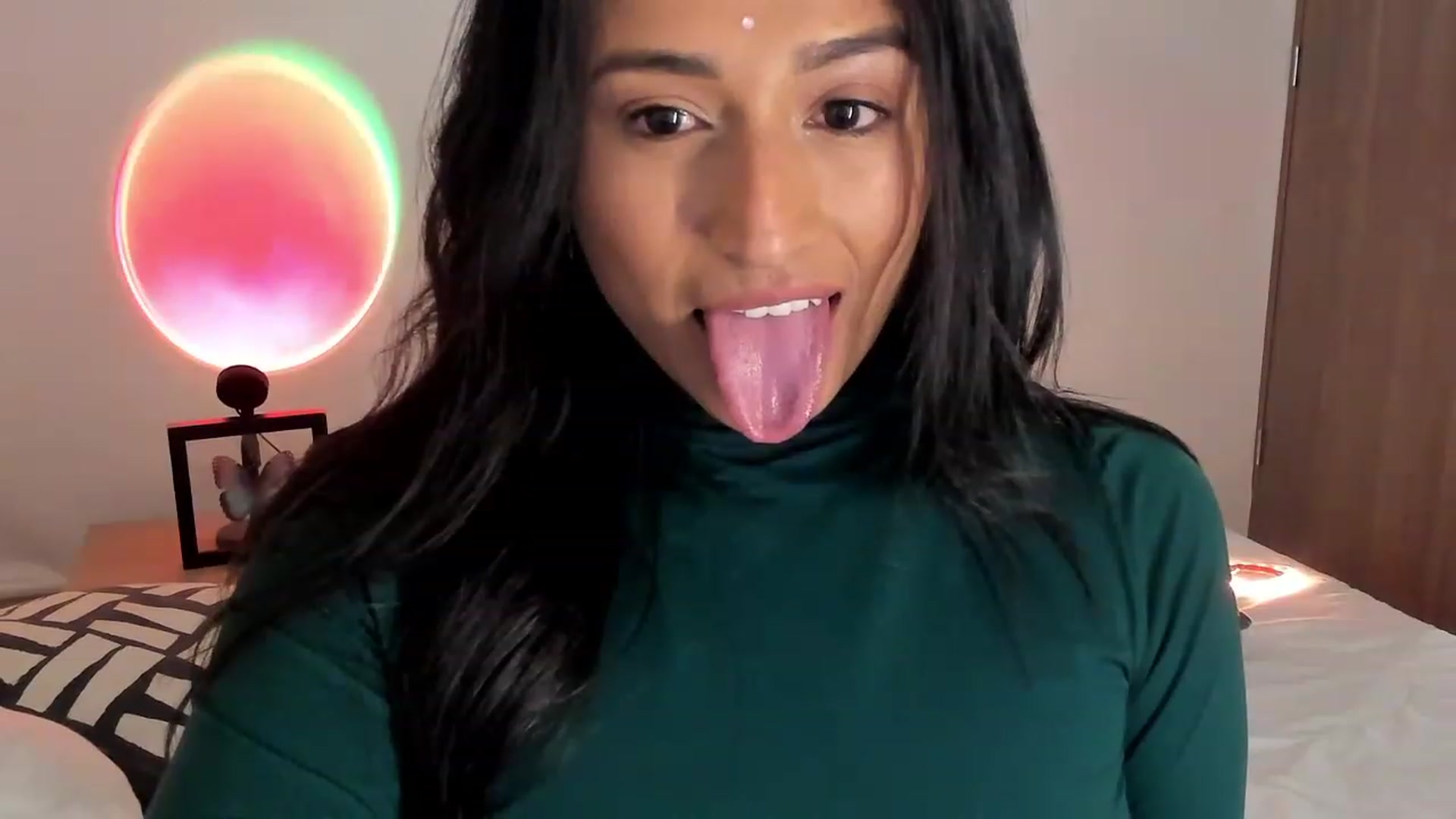 Gallery image thumbnail from Alizee___'s myfreecams stream on, 11/12/2023, 09:55 image 20 of 20