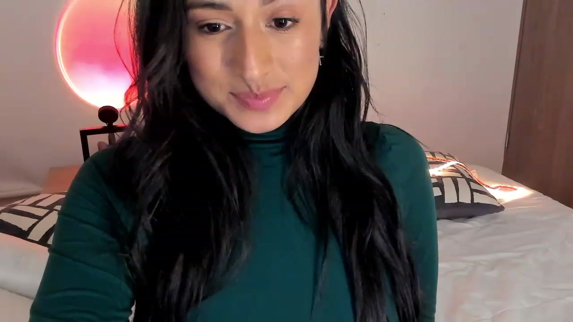 Gallery image thumbnail from Alizee___'s myfreecams stream on, 11/12/2023, 09:55 image 11 of 20