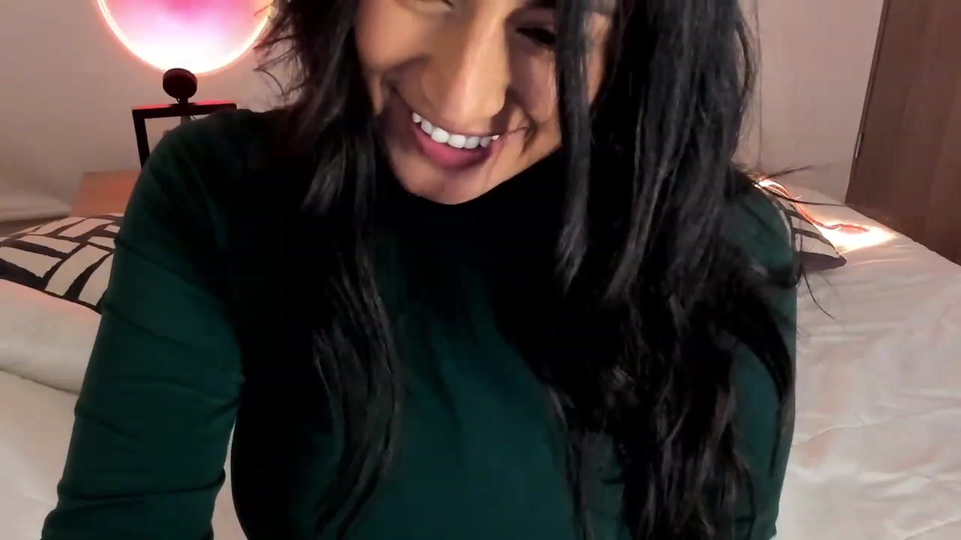 Gallery image thumbnail from Alizee___'s myfreecams stream on, 11/12/2023, 09:55 image 5 of 20