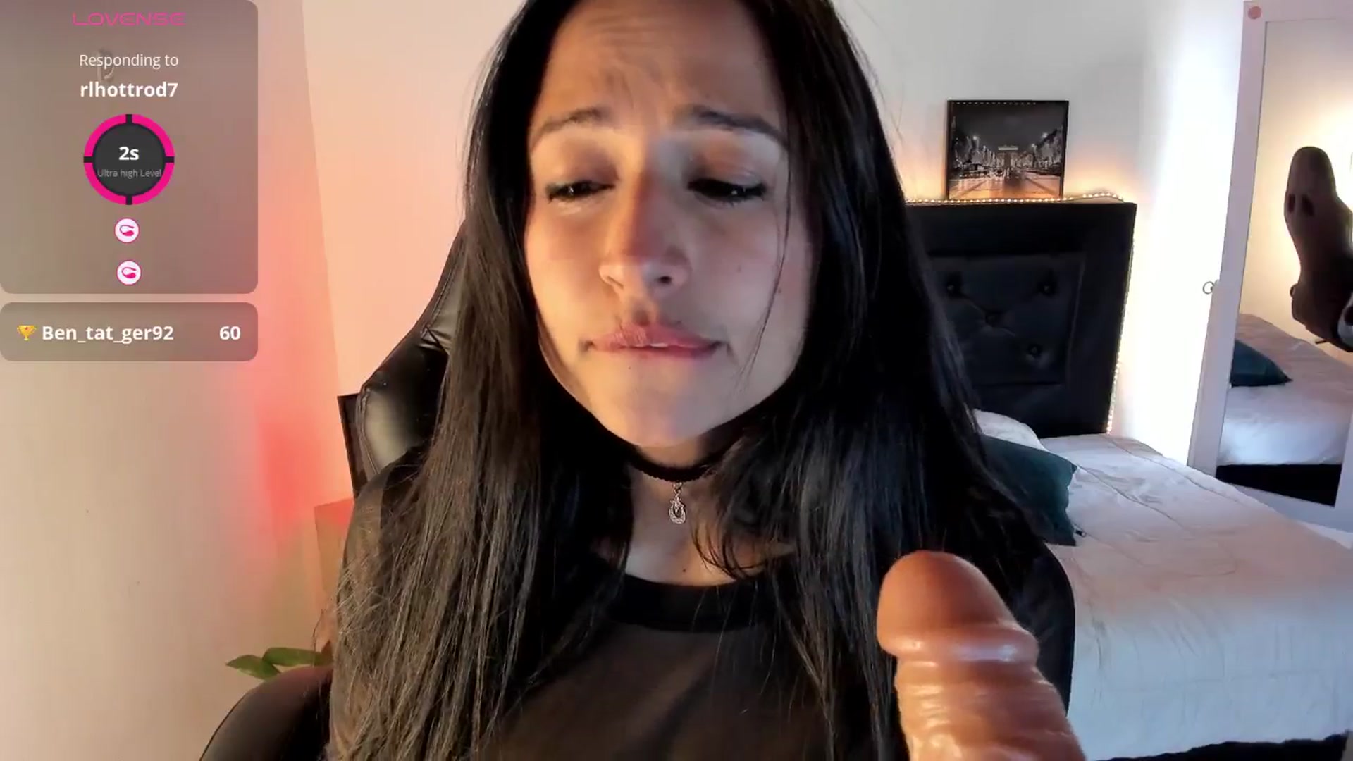 Gallery image thumbnail from Alizee___'s myfreecams stream on, 12/25/2024, 16:43 image 8 of 20
