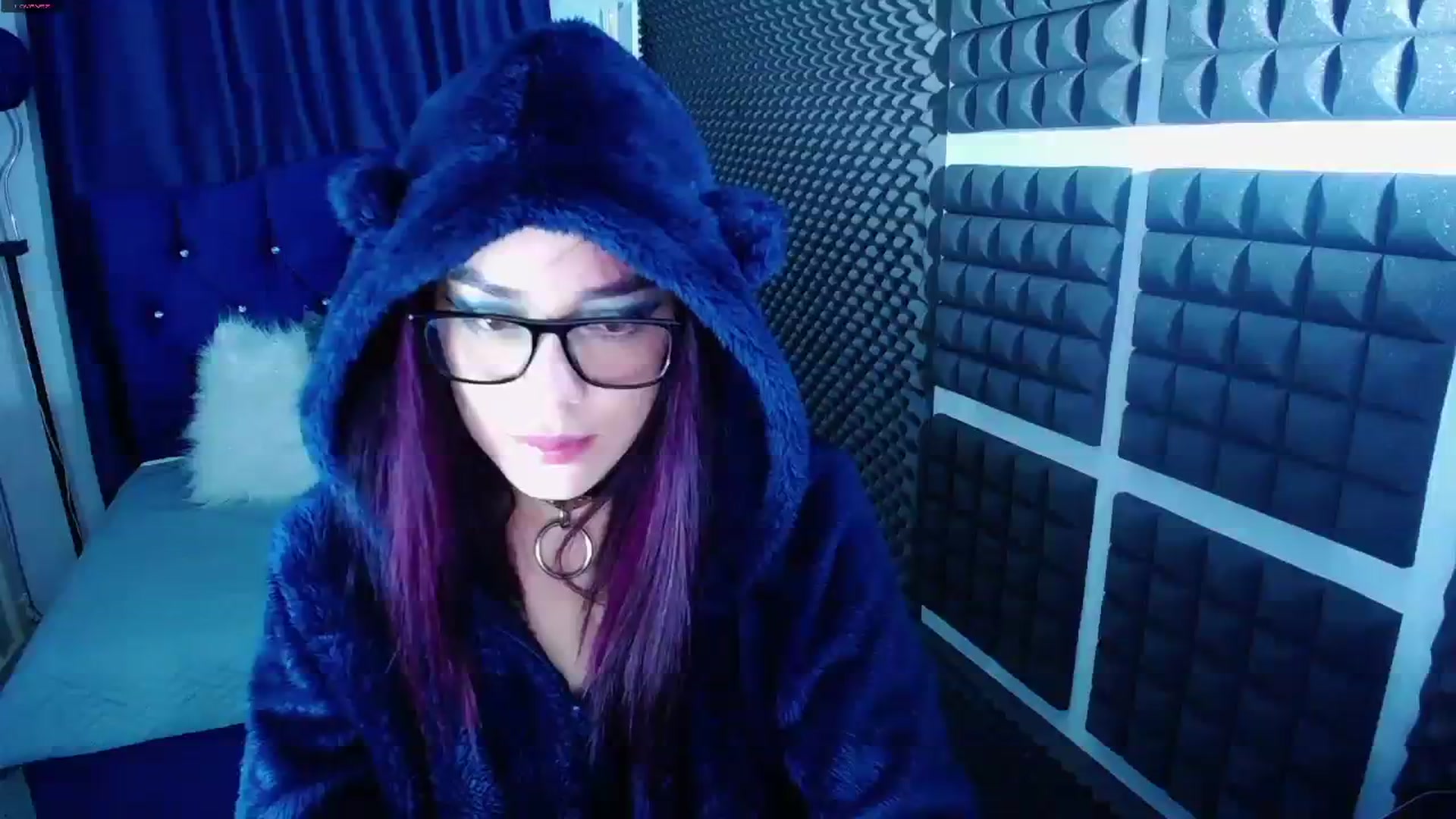 Gallery image thumbnail from AlksEinstien's myfreecams stream on, 08/19/2023, 07:54 image 1 of 20