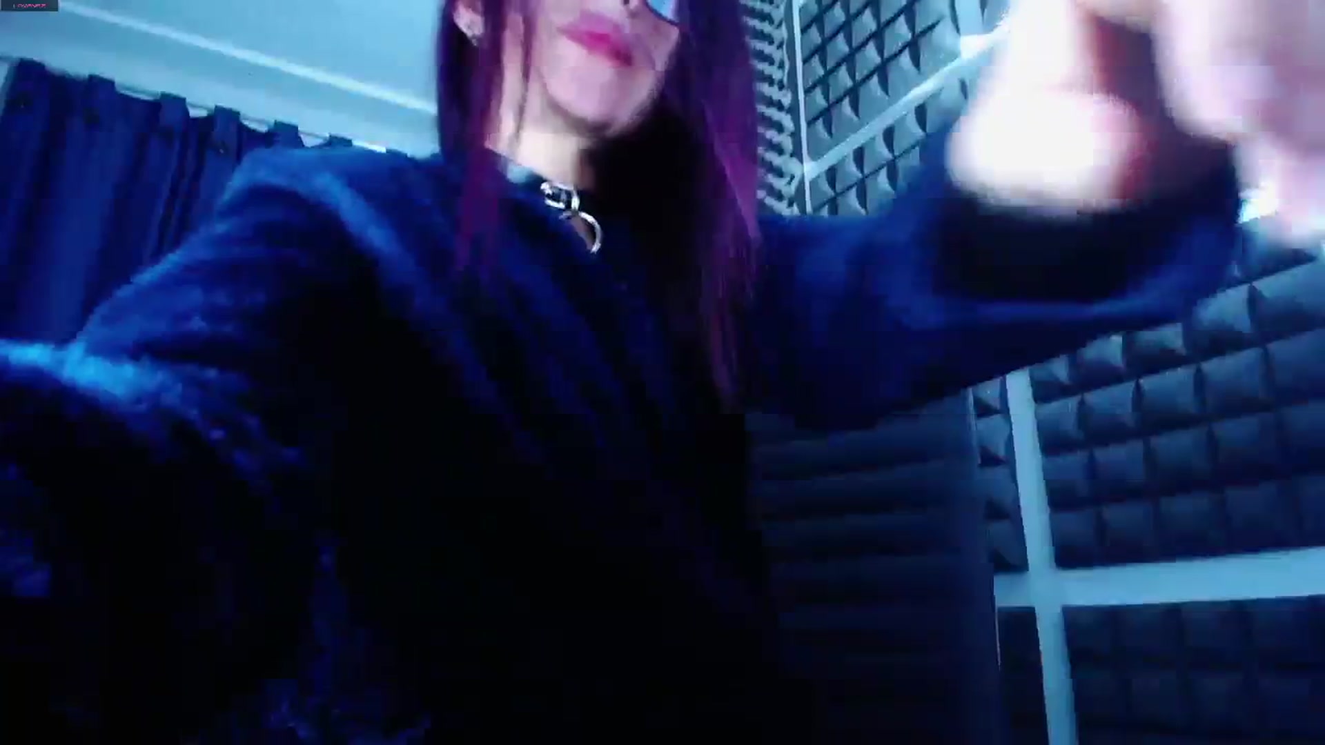 Gallery image thumbnail from AlksEinstien's myfreecams stream on, 08/19/2023, 07:54 image 4 of 20