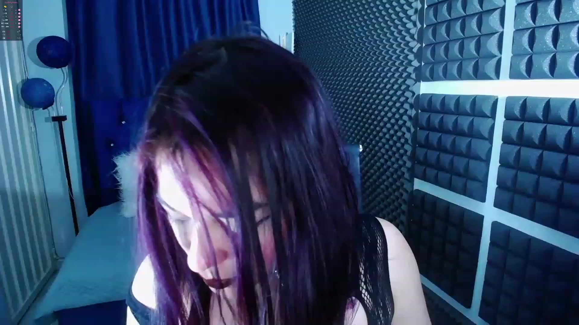 Gallery image thumbnail from AlksEinstien's myfreecams stream on, 08/20/2023, 06:10 image 13 of 20