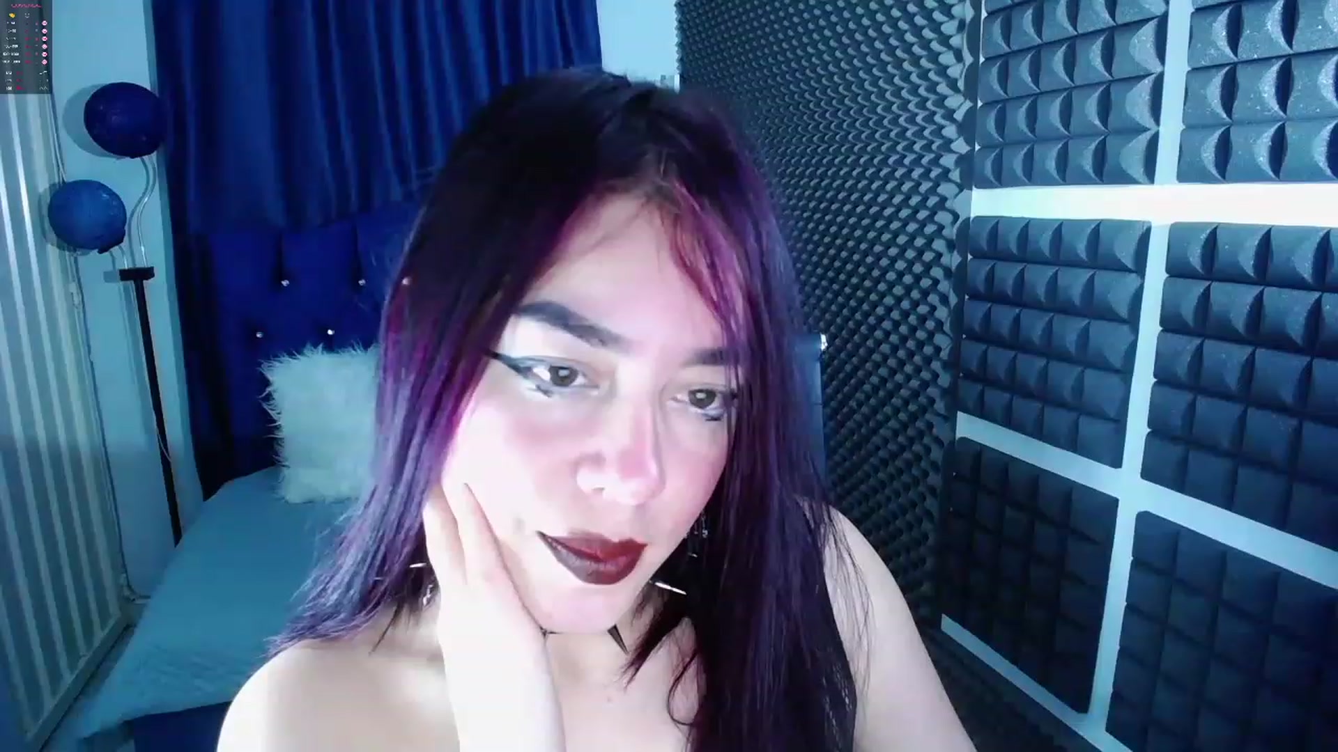 Gallery image thumbnail from AlksEinstien's myfreecams stream on, 08/20/2023, 06:10 image 14 of 20